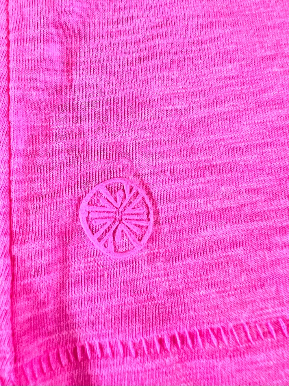 NWOT- Lilly Pulitzer Prosecco Pink Etta V- Neck Tee. - Picture 7 of 8